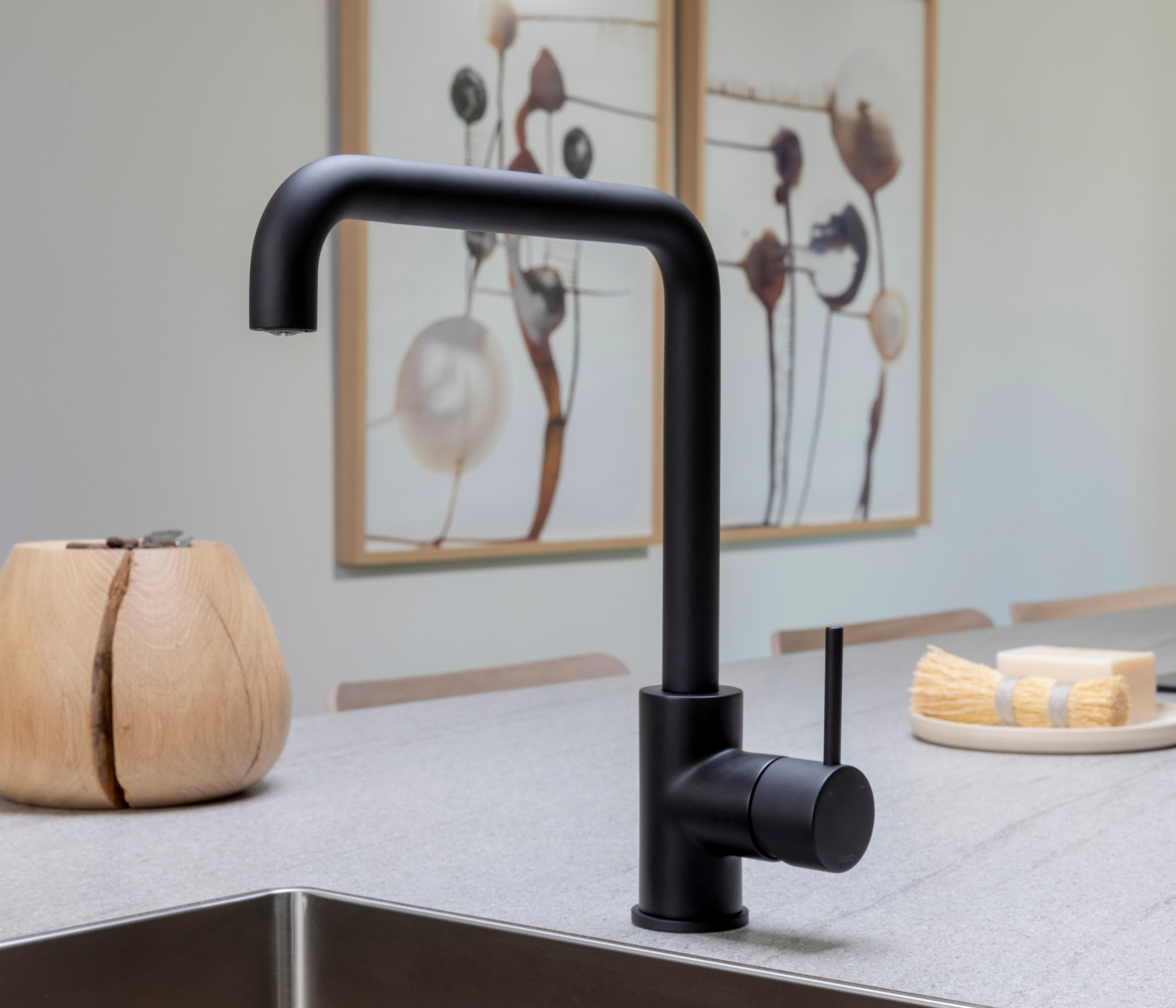INXX II sharp kitchen mixer - Mixers for kitchens and bathrooms